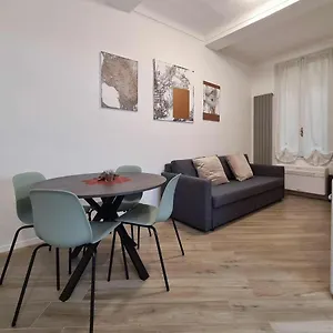 Residenza Tulipano - Dom , Modena Italia